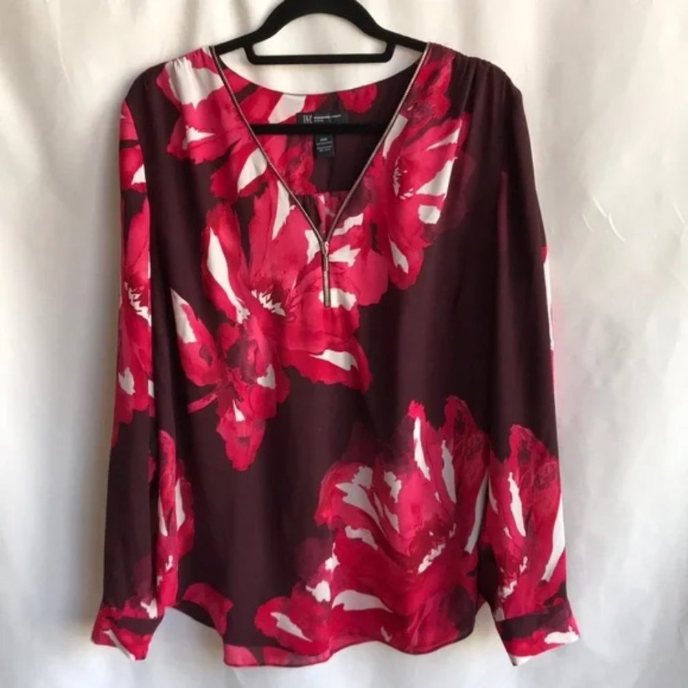 INC International Concepts Woman floral print blouse with zipper neckline, 16W